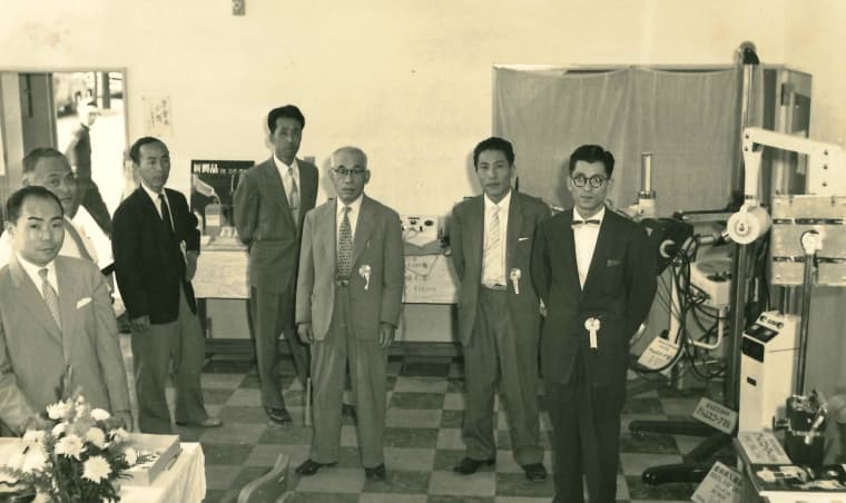 美土代町新社屋